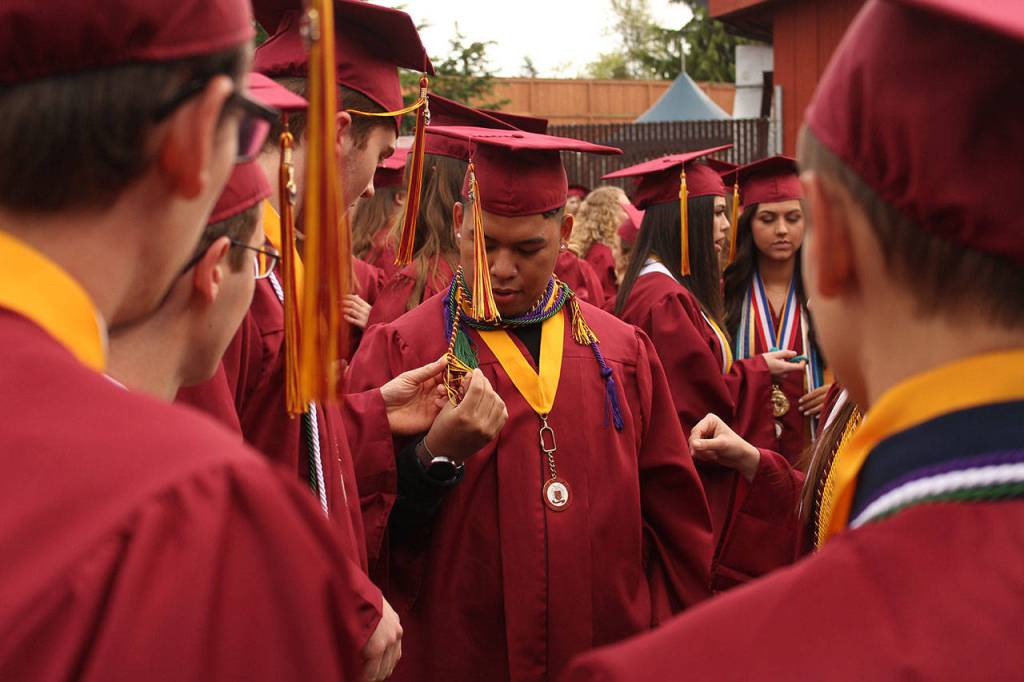 White River High School graduation 2018 | Slideshow