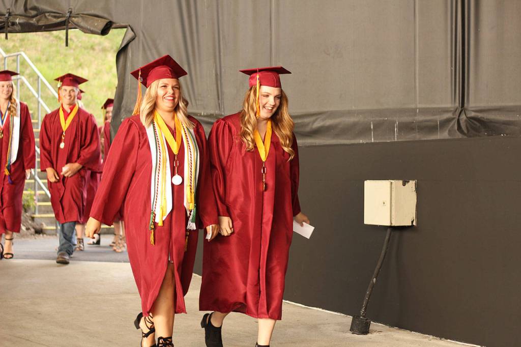 White River High School graduation 2018 | Slideshow