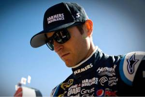 Enumclaw’s Kahne retiring from NASCAR