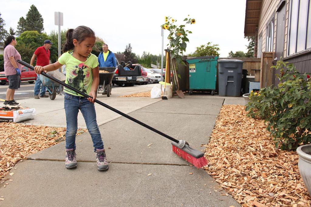 Beautify Enumclaw, Buckley | Slideshow