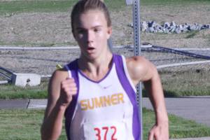 Sumner runs past rival Bonney Lake