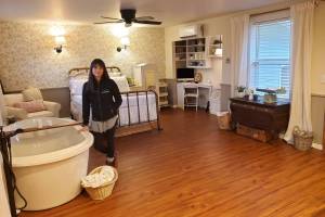 Local midwife offers alternative birth options