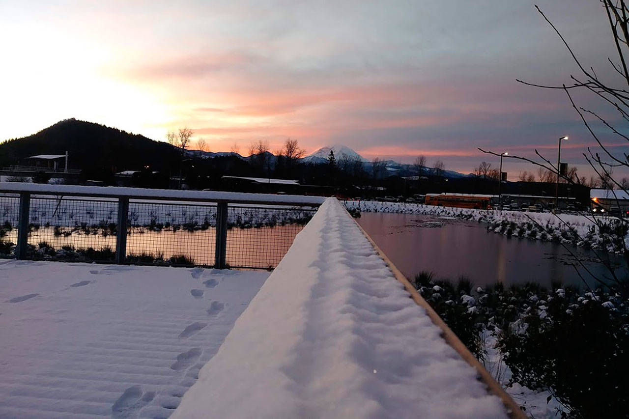 A scenic view of Mount Rainier when snow fell on Enumclaw. Photo by Makayy Kelley