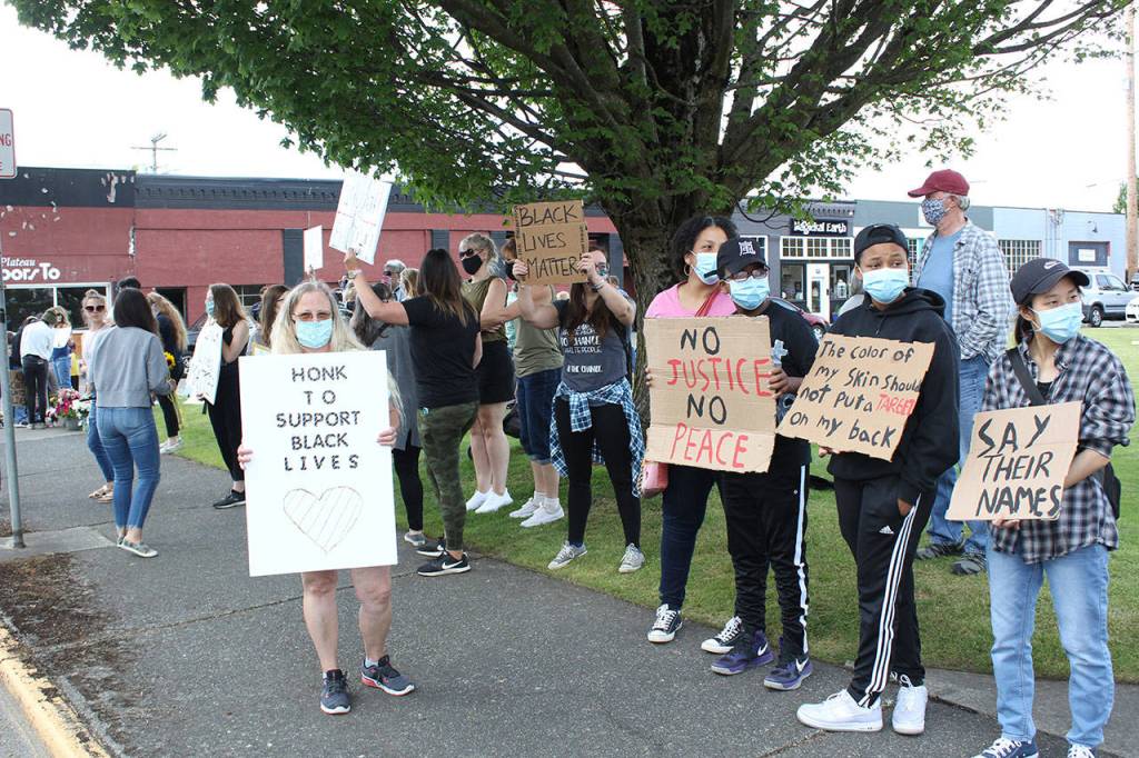 Enumclaw, Griffin Avenue. Photo by Ray Miller-Still