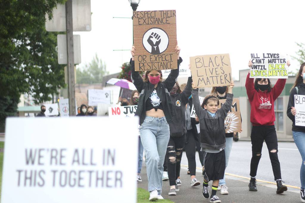 Photo by Ray Miller-Still