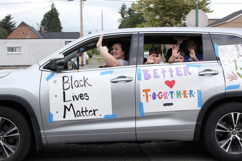 Photo by Ray Miller-Still