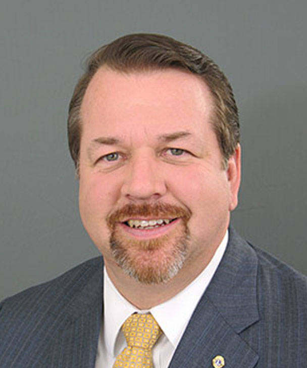 In-paper debate: Introducing Legislative District Pos. 2 candidates Robertson, Clark