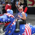 Photo by Ray Miller-Still