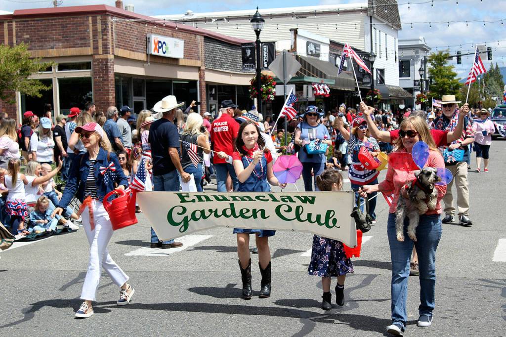 Photo by Ray Miller-Still