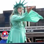 Photo by Ray Miller-Still