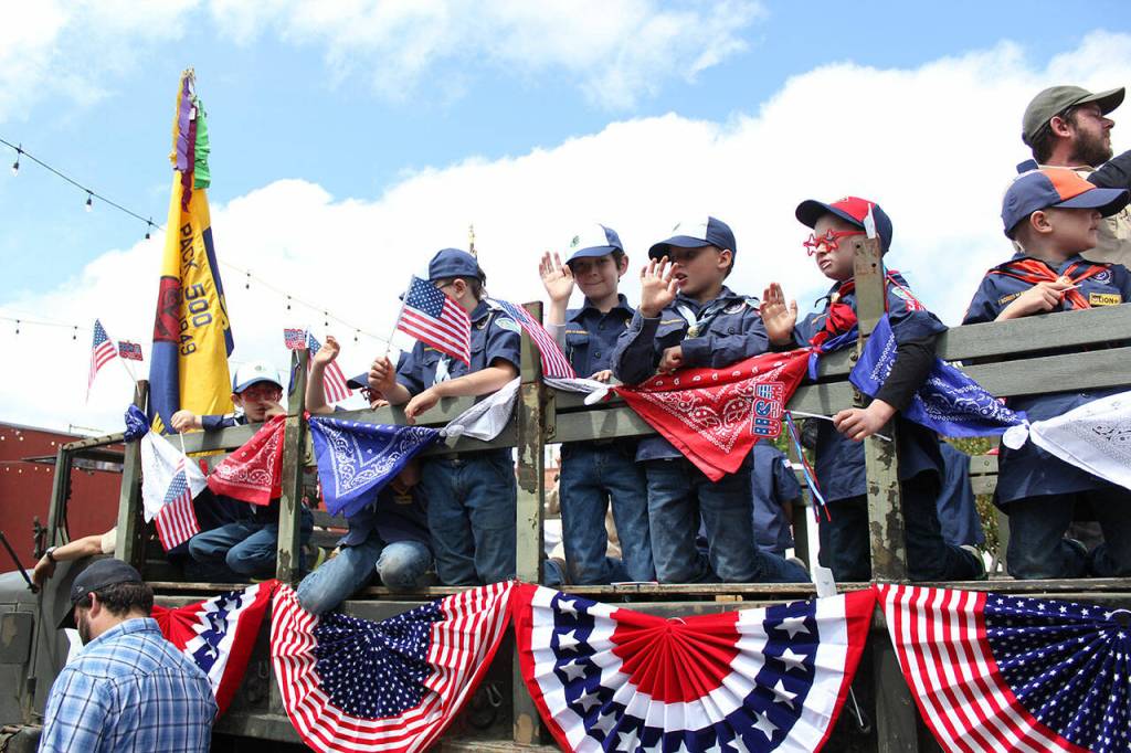 Photo by Ray Miller-Still