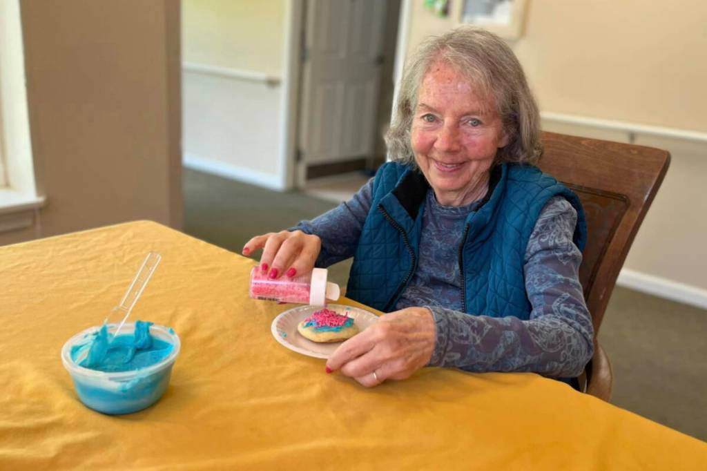 Personal connections, life-long learning, artistic explorations and more are vital to our well-being and are a key part of life at Expressions at Enumclaw.