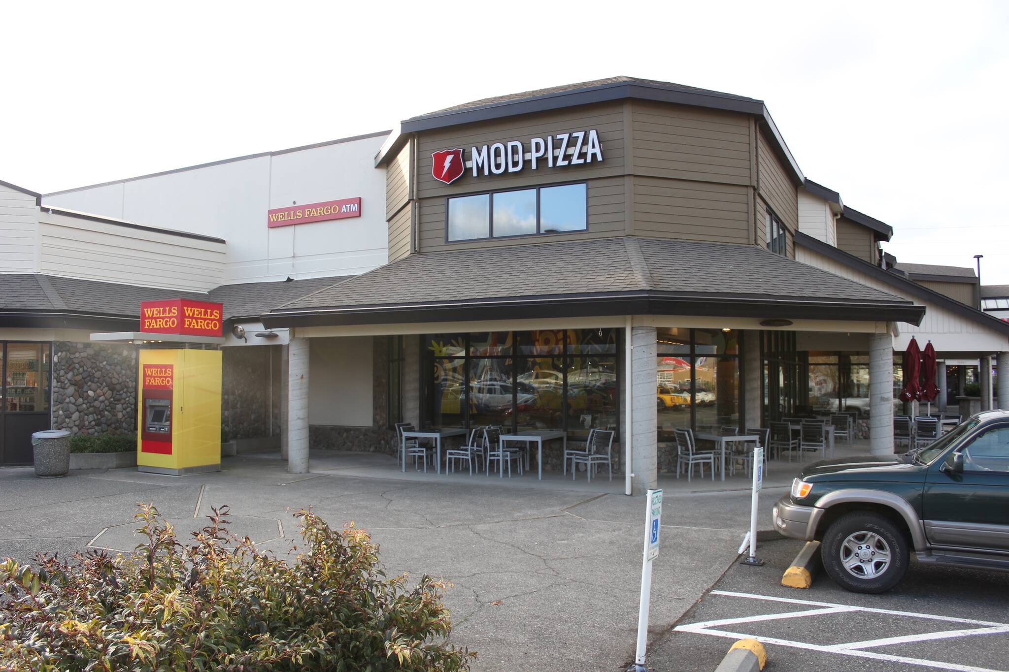 MOD Pizza in Enumclaw is located near the QFC and Chase Bank buildings. Photo by Ray Miller-Still