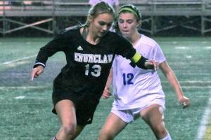 Photo by Kevin Hanson
Mia Ammons, former EHS senior captain, maneuvers past Fifes Bella Gonzales during a 2021 South Puget Sound League 2A soccer game.