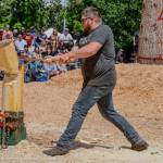 Photo courtesy Ashley Britschgi
Dan Huizengia at the horizontal block chop.