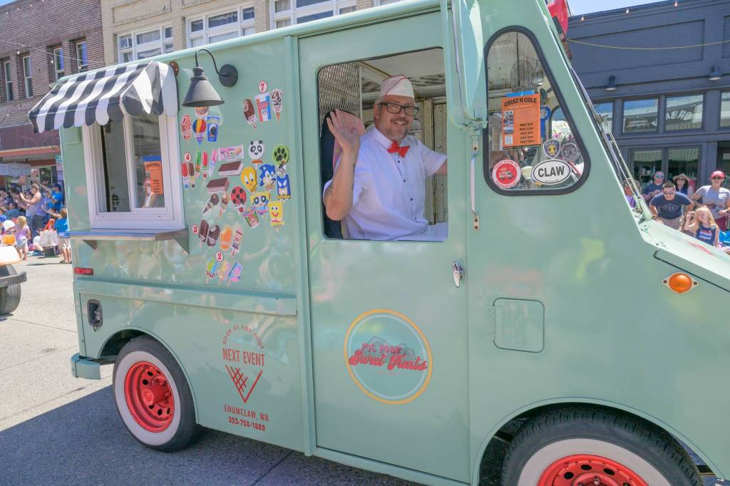 Photos by Vic Wright