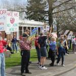 Photo by Ray Miller-Still