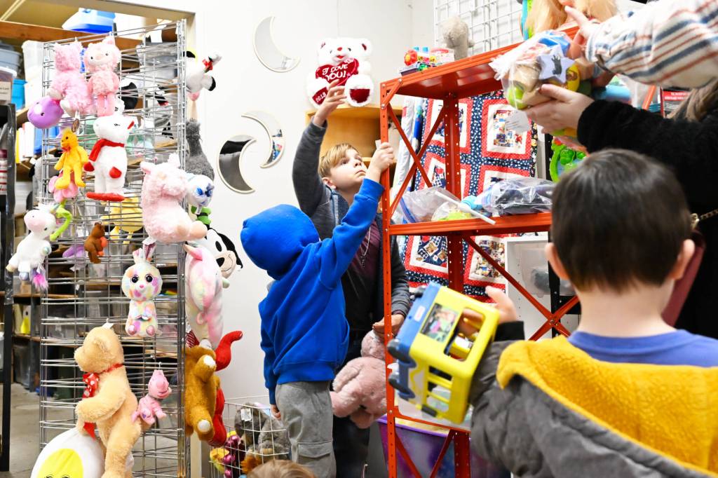 Plateau Outreach Ministries receives grant from Virginia Franciscan Mason Health