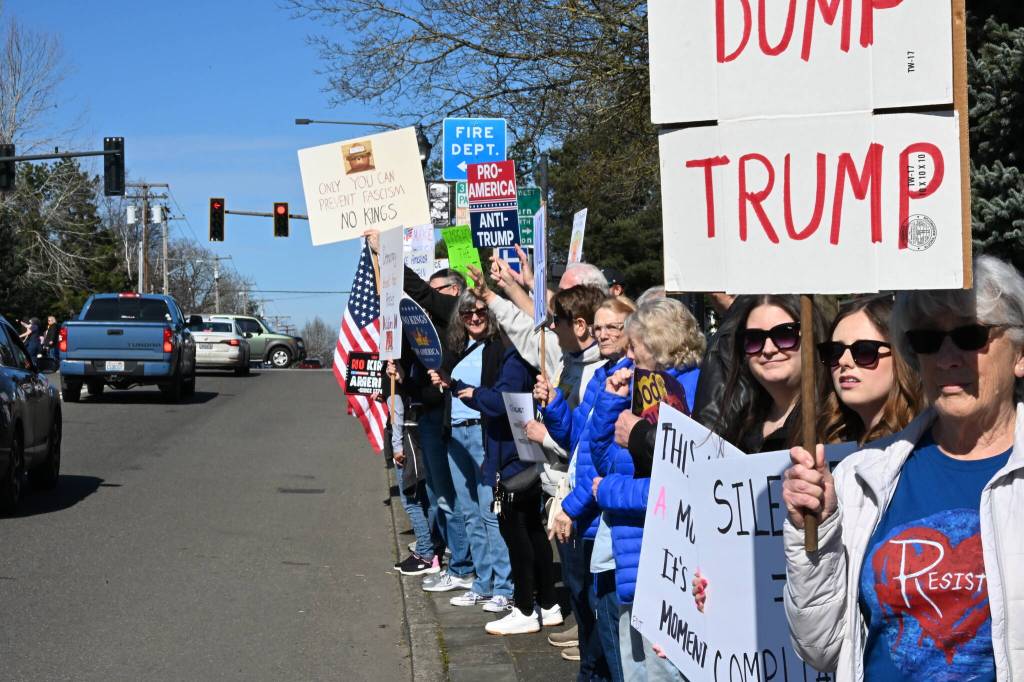 Photo by Ray Miller-Still